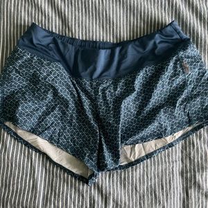 Oiselle shorts